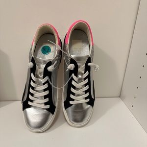 Dolce vita sneakers